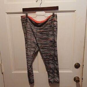 Stylish Multicolor Striped Women's Cropped Pants